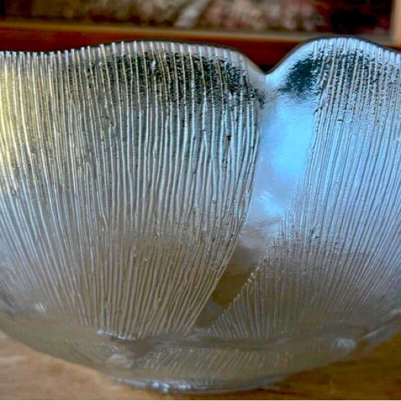 🔻Vintage🔻 1980s French Arcoroc Fleur/Flower Punch Bowl 24 Pc. Set. - Picture 9 of 12